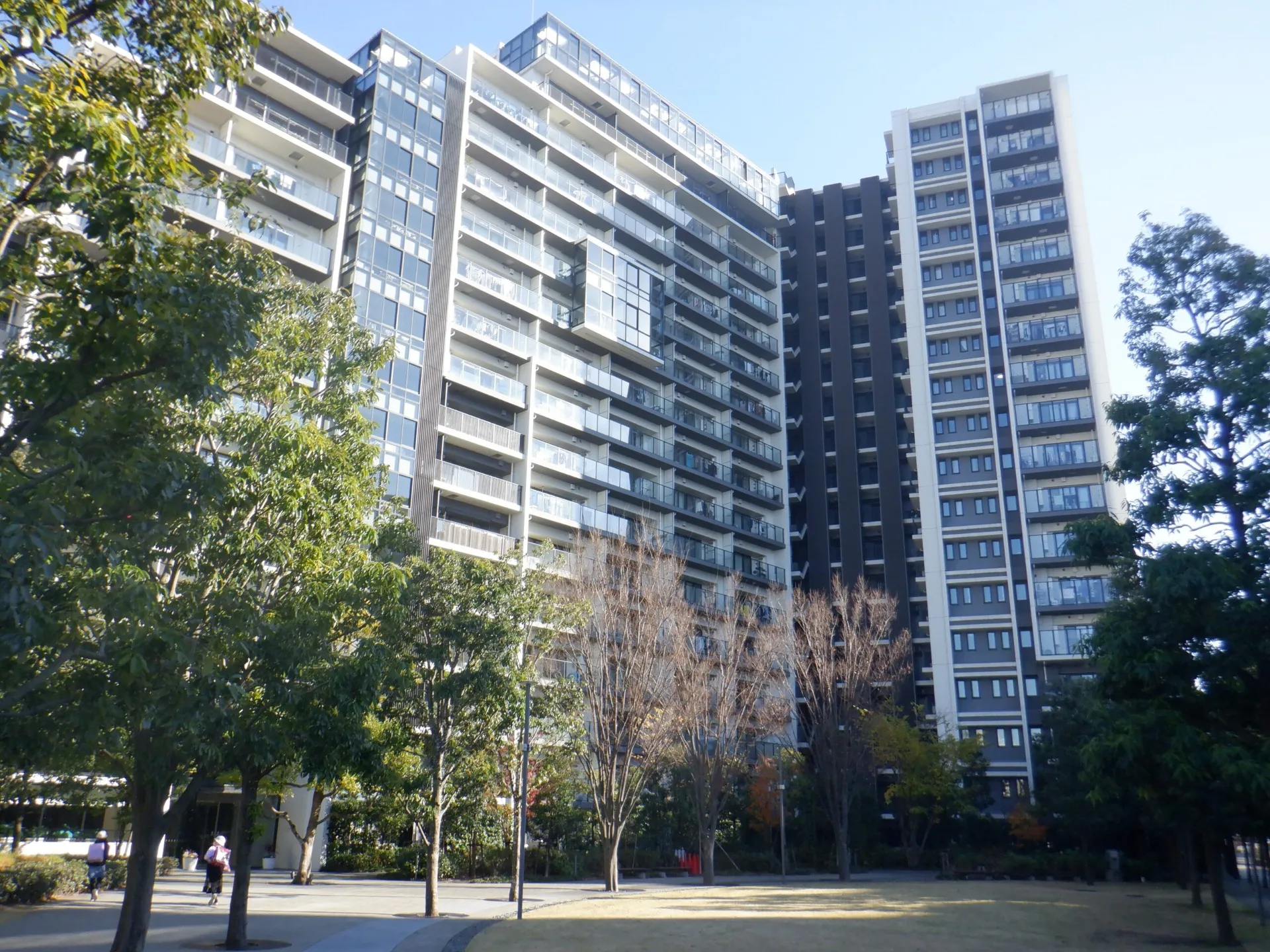 板橋区・某マンション鉄部塗装工事。